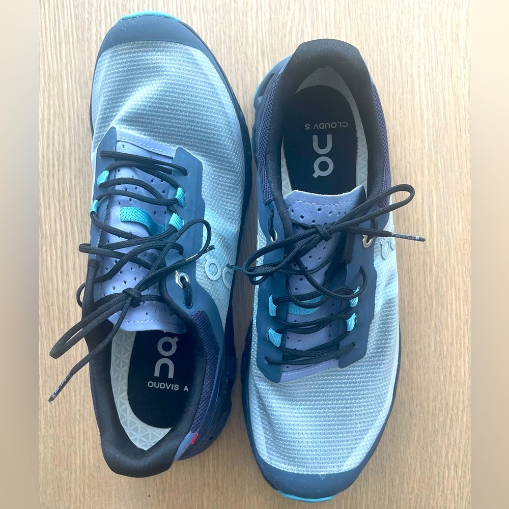 Women’s On Cloud Vista Running Shoes